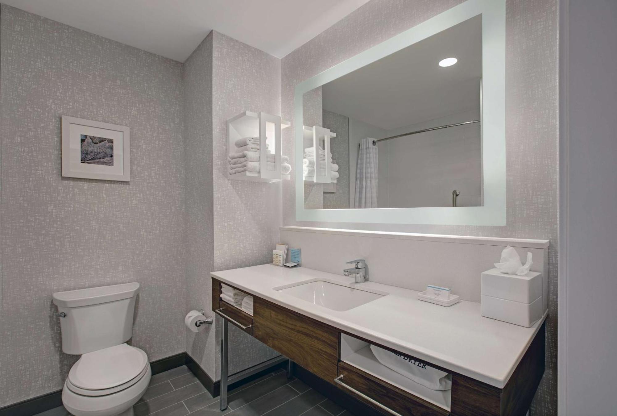 Hampton Inn & Suites By Hilton Waterloo St. Jacobs エクステリア 写真