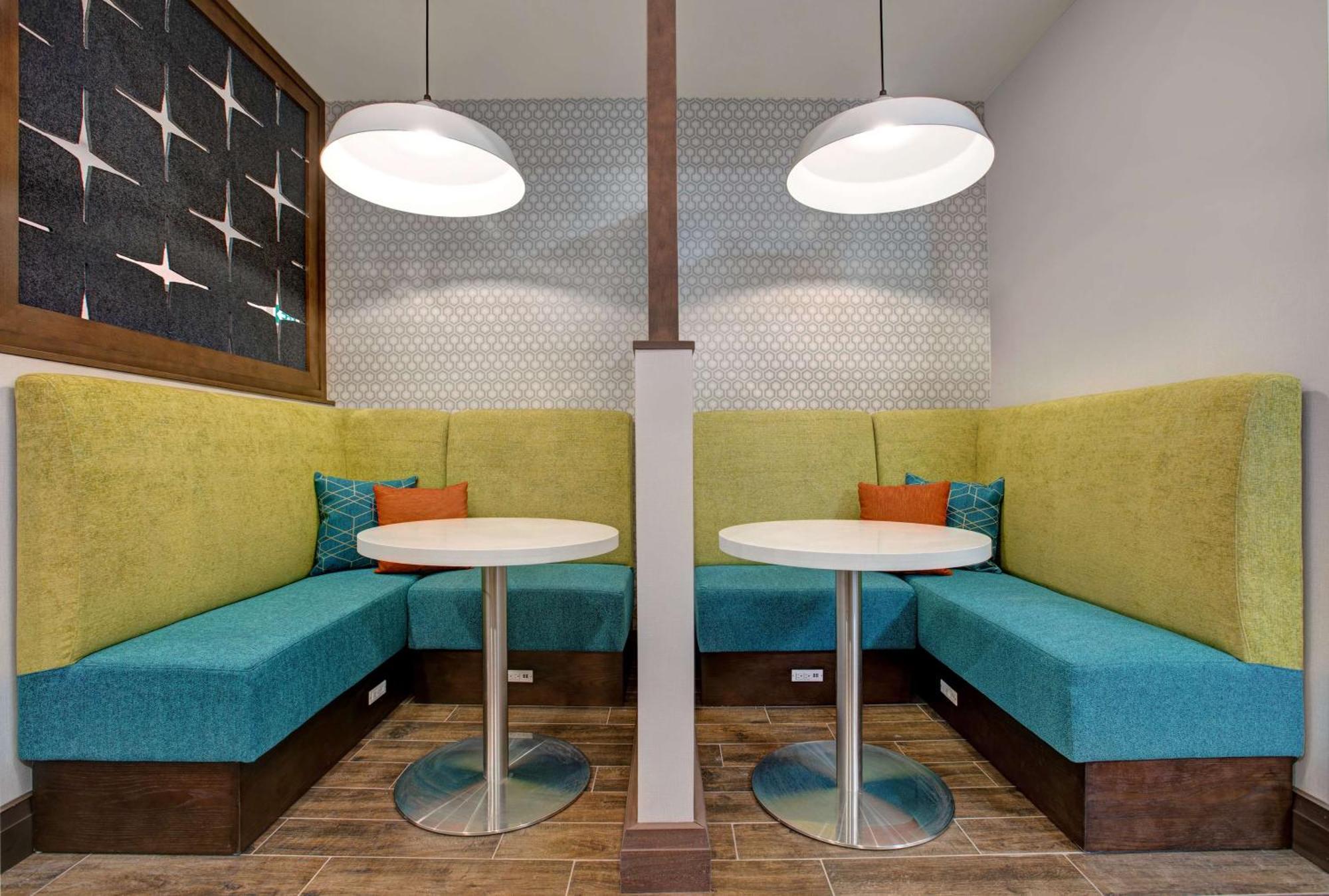 Hampton Inn & Suites By Hilton Waterloo St. Jacobs エクステリア 写真