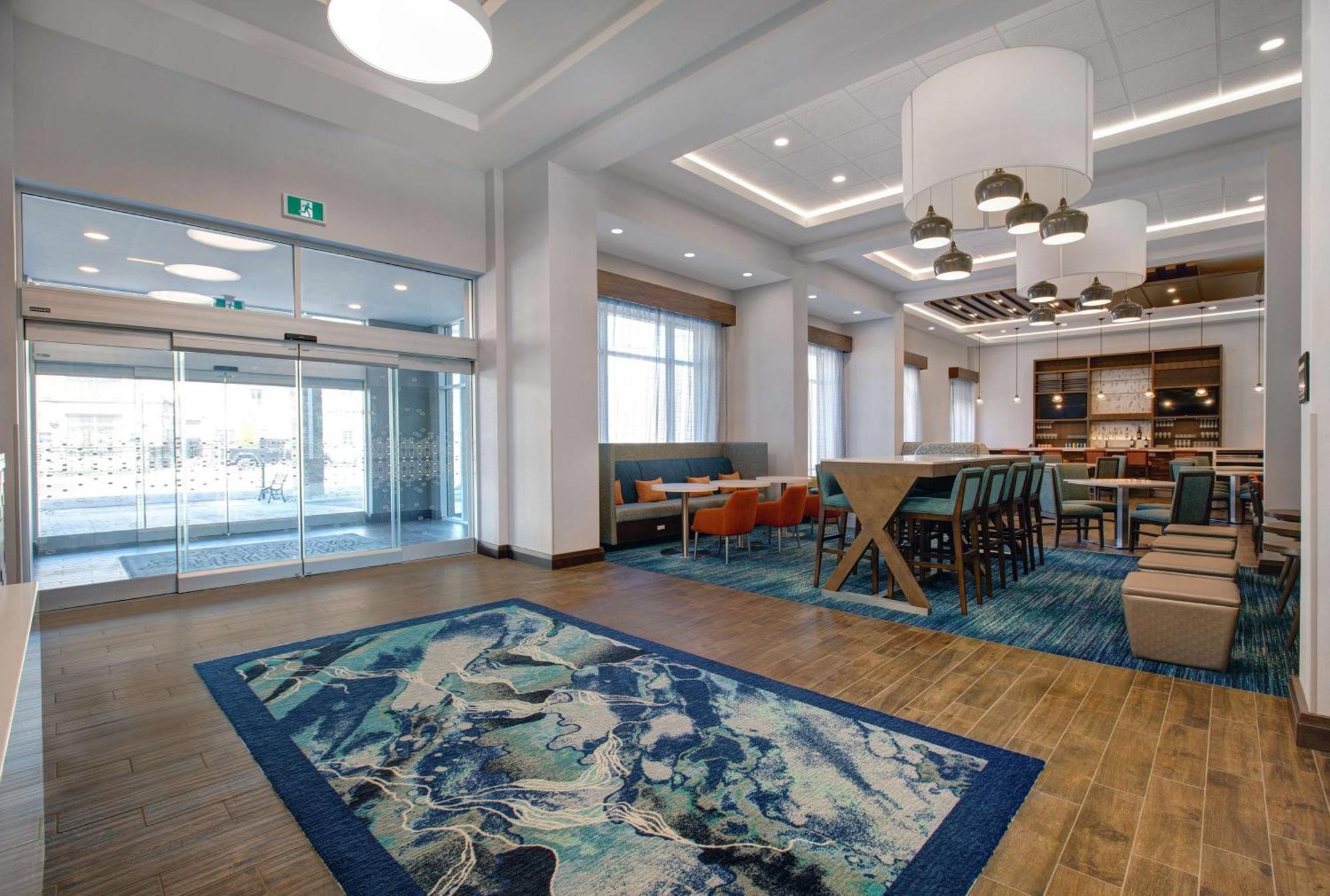 Hampton Inn & Suites By Hilton Waterloo St. Jacobs エクステリア 写真
